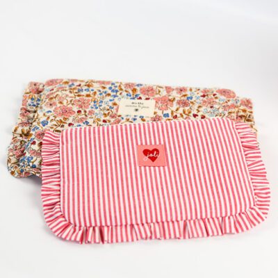 Pochette à volant
